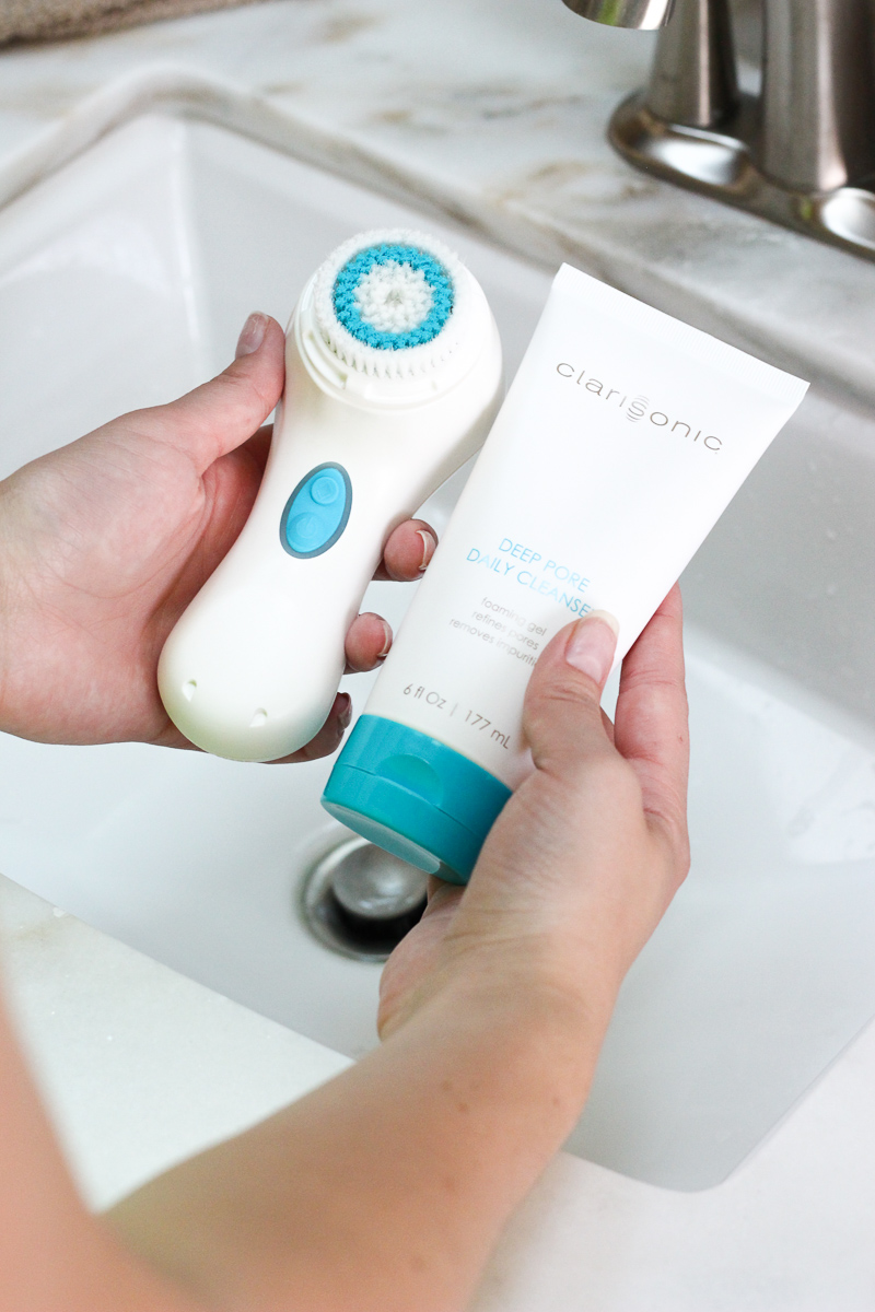 How I Remove My Makeup with Clarisonic | AMS Blog