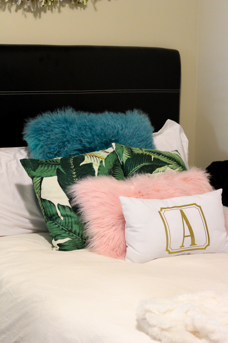 Feminine College Bedroom | AMS Blog