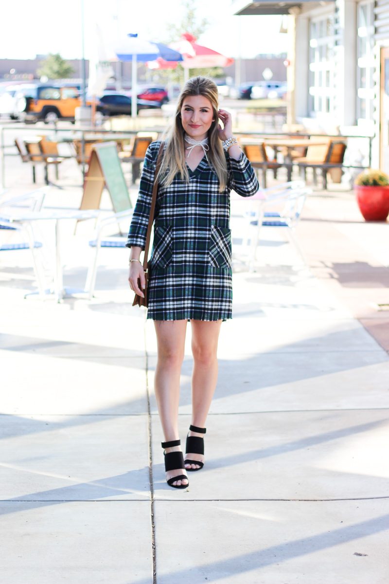 Sarahbelle's | Nordstrom | Plaid | Formal Thanksgiving Outfit featured by top Texas fashion blog Audrey Madison Stowe