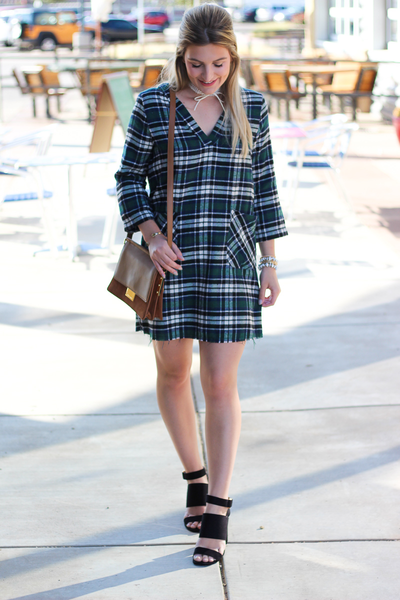 Sarahbelle's | Nordstrom | Plaid | Formal Thanksgiving Outfit featured by top Texas fashion blog Audrey Madison Stowe