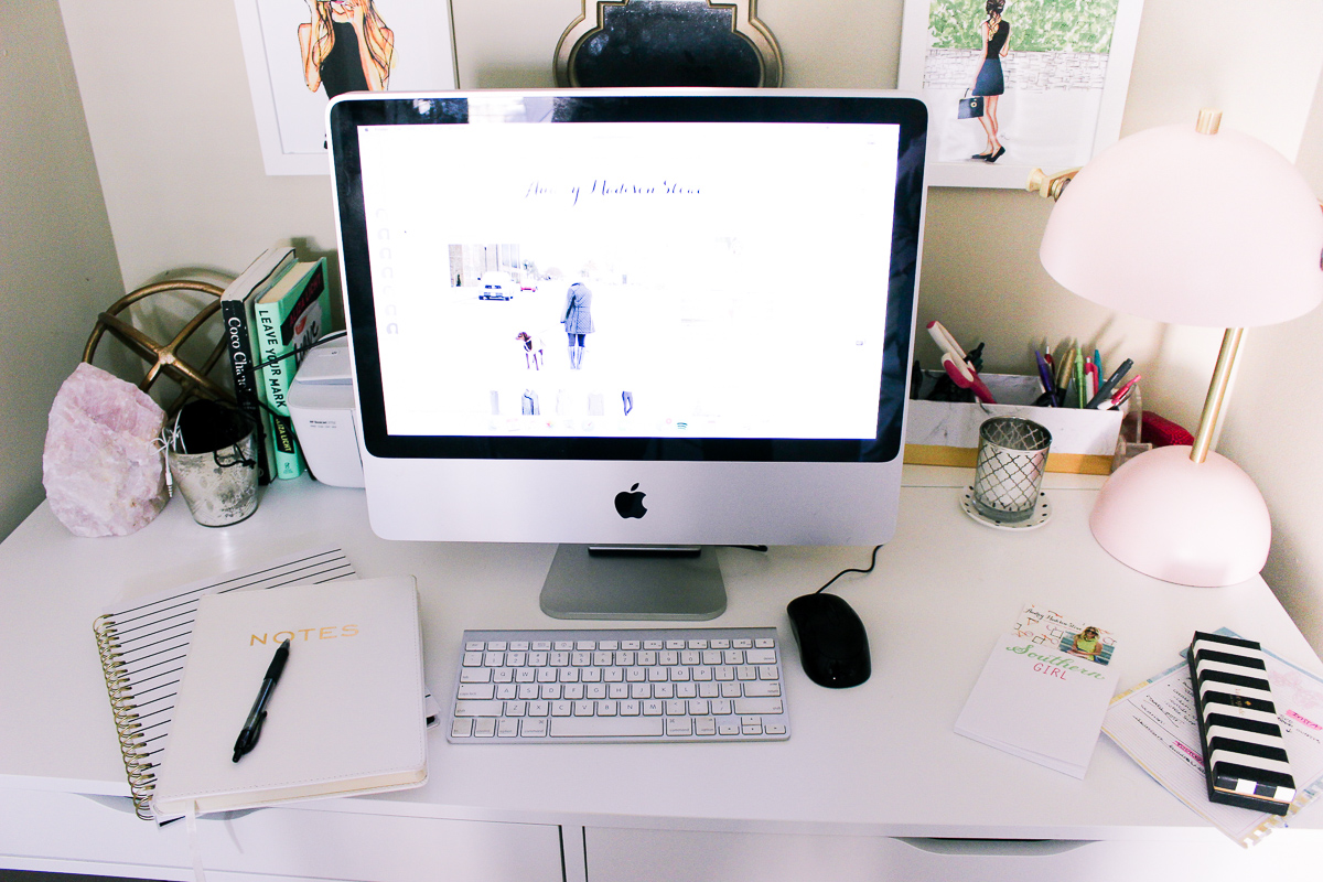 5 Tips to Stay Organized From Life and style blogger Audrey Stowe 