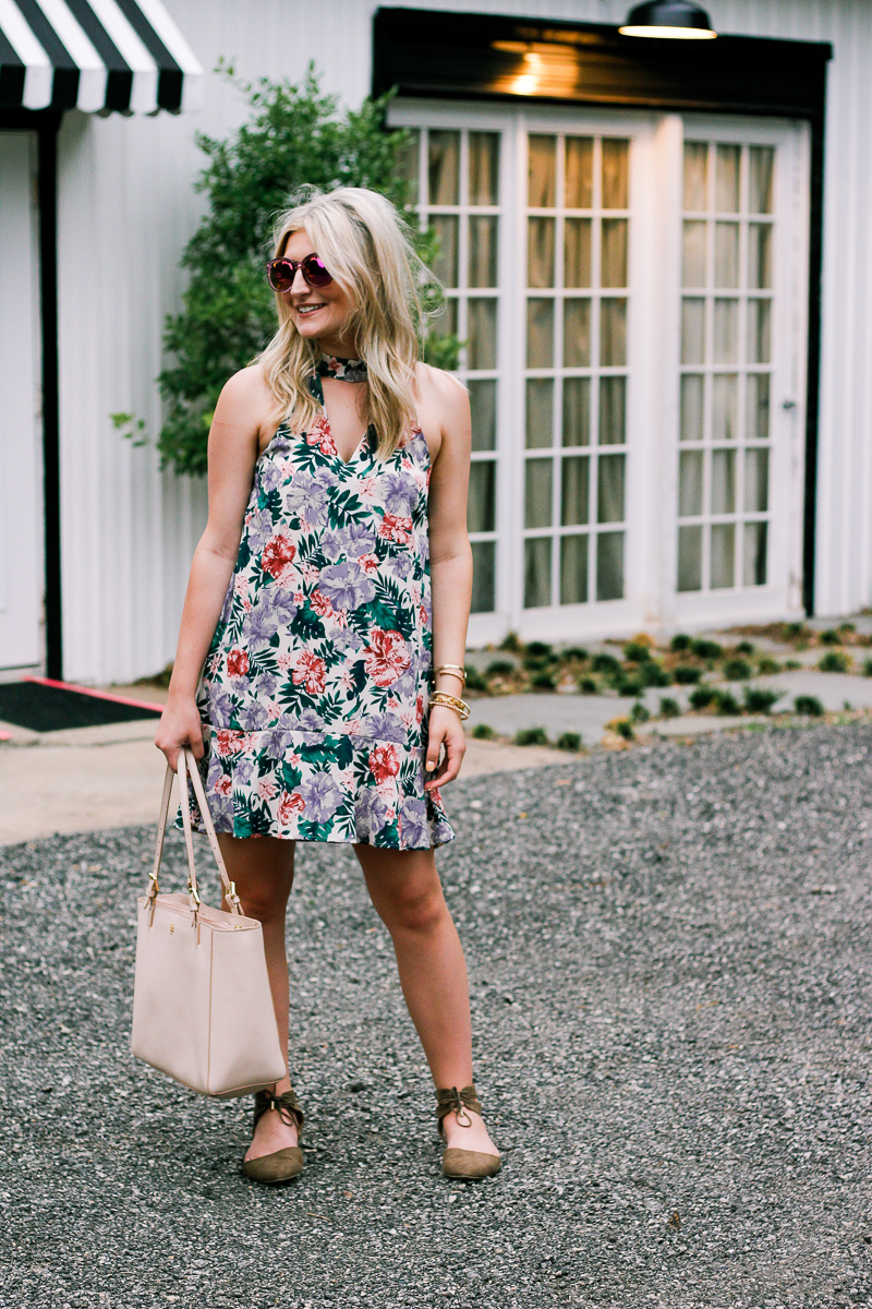 Summer Floral by lifestyle and fashion blogger Audrey Madison Stowe | College lifestyle | Texas Fashion