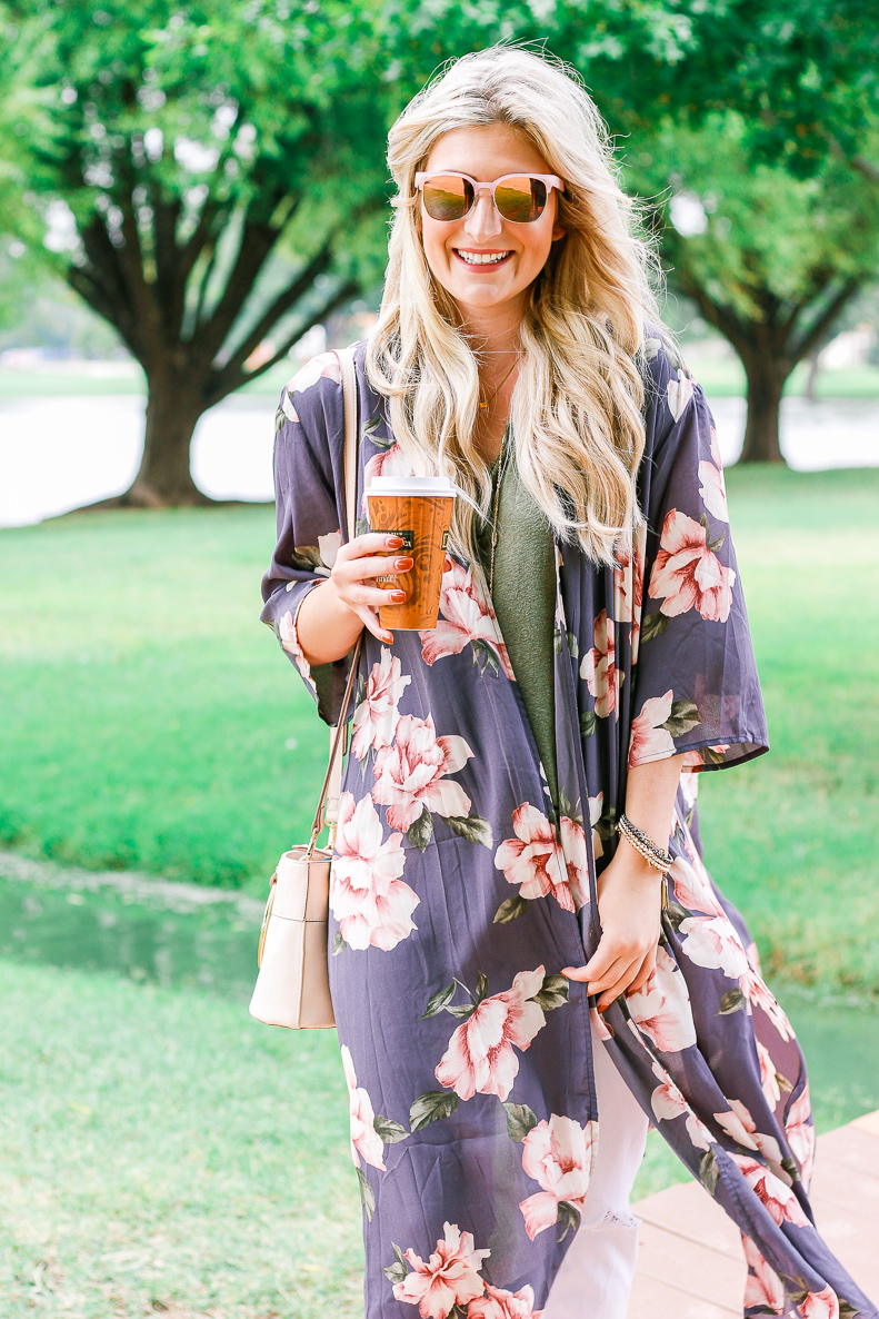 Easy Duster Kimono | Audrey Madison Stowe a fashion and lifestyle blogger