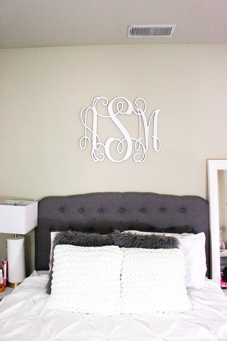 Fall Room Update With Devine Color | Wallpaper| Girly girl room | Audrey Madison Stowe a fashion and lifestyle blog