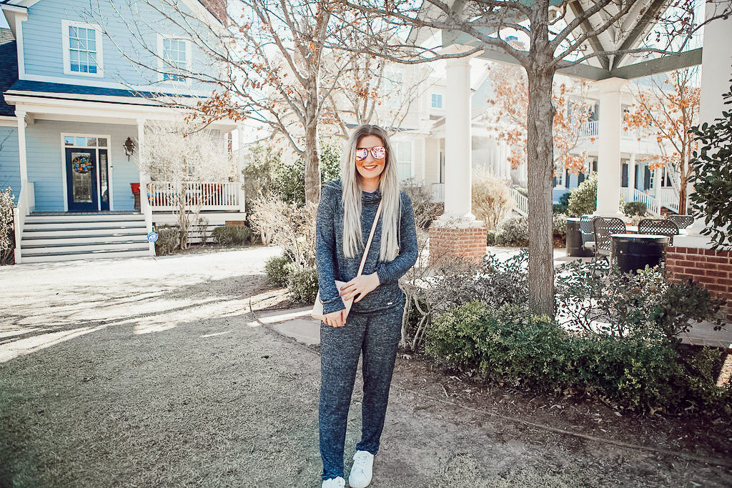 Comfiest Lounge Wear | Hello Mello | Audrey Madison Stowe a fashion and lifestyle blogger - The Softest Lounge Wear with Hello Mello by popular Texas fashion blogger Audrey Madison Stowe