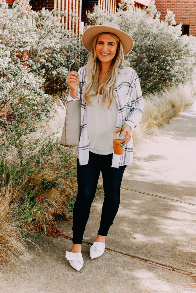 Four Easy Outfits For Casual Workplaces | What to Wear to Work | Audrey Madison Stowe a fashion and lifestyle blogger