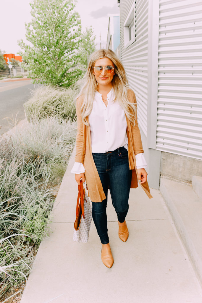 Four Easy Outfits For Casual Workplaces | What to Wear to Work | Audrey Madison Stowe a fashion and lifestyle blogger