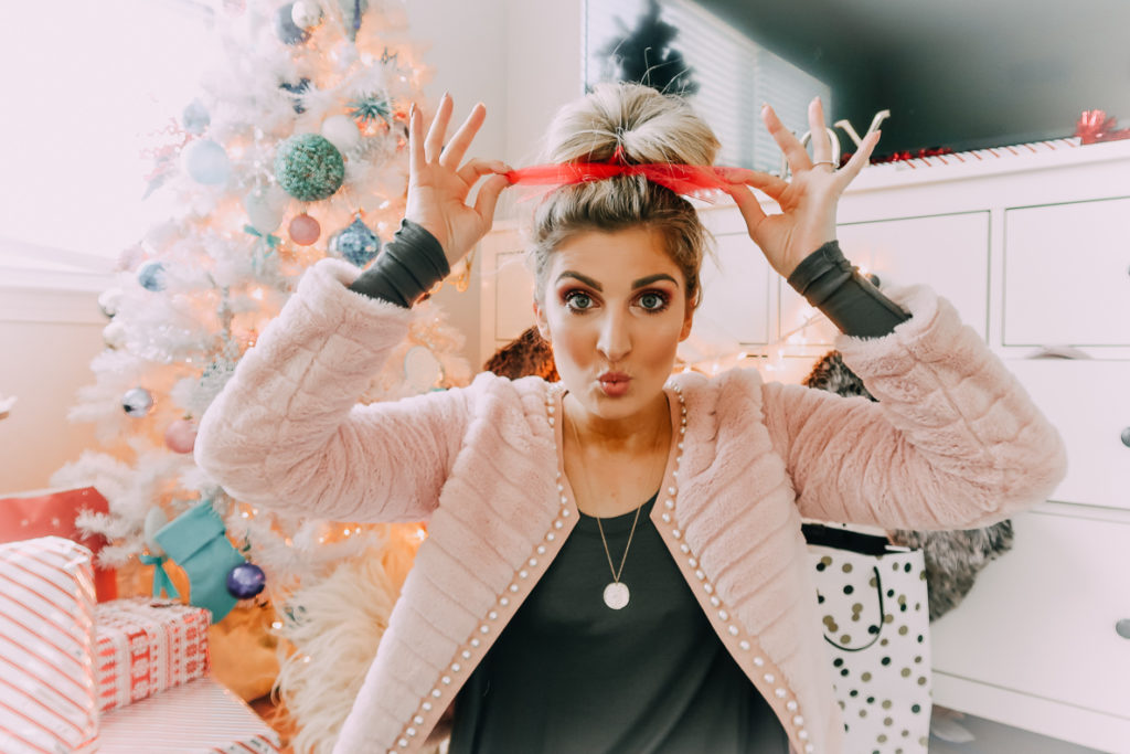 Quick Holiday Hairstyles | Christmas Hairstyles | Audrey Madison Stowe a fashion and lifestyle blogger