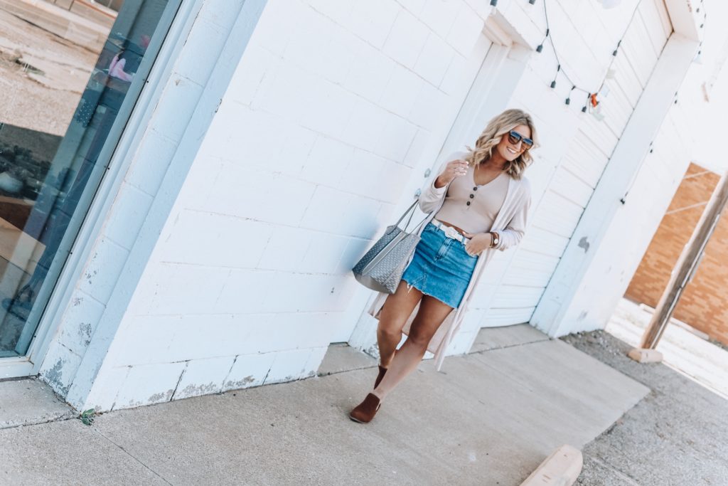 Styling A Denim Skirt | Texas Blogger | Audrey Madison Stowe a fashion and lifestyle blogger