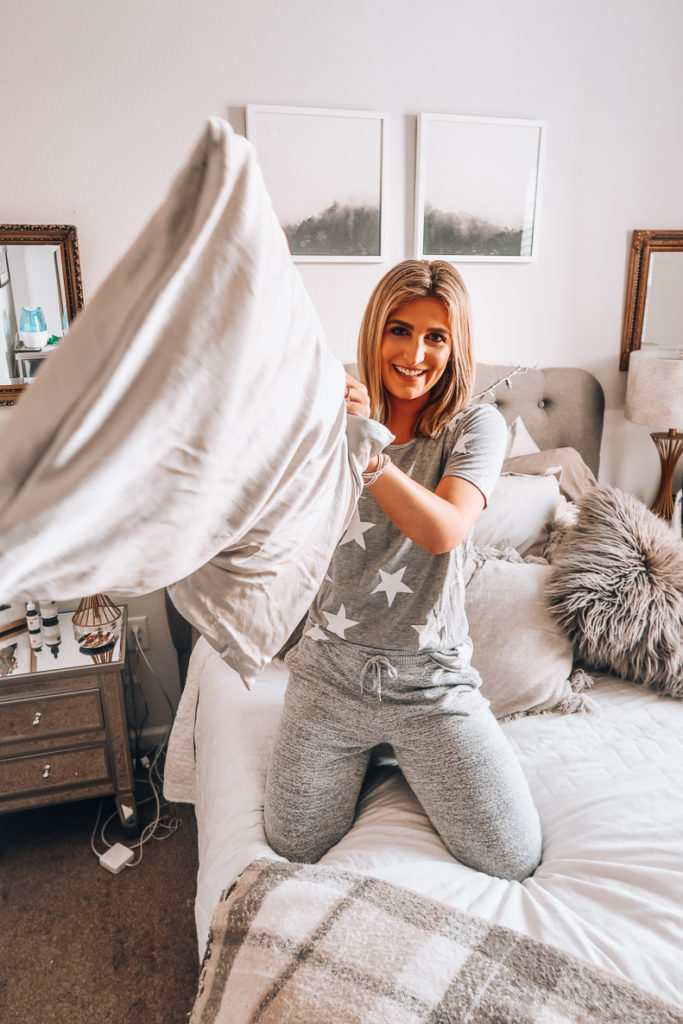 $26 Silk Pillowcase You will Love | Mulberry silk pillowcase | Audrey Madison Stowe A fashion and lifestyle blogger in Texas 