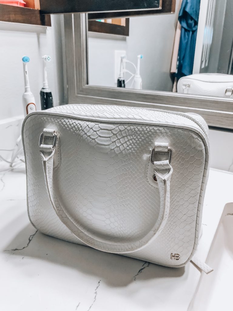 Toiletry Bag for travel | AMS a texas blog