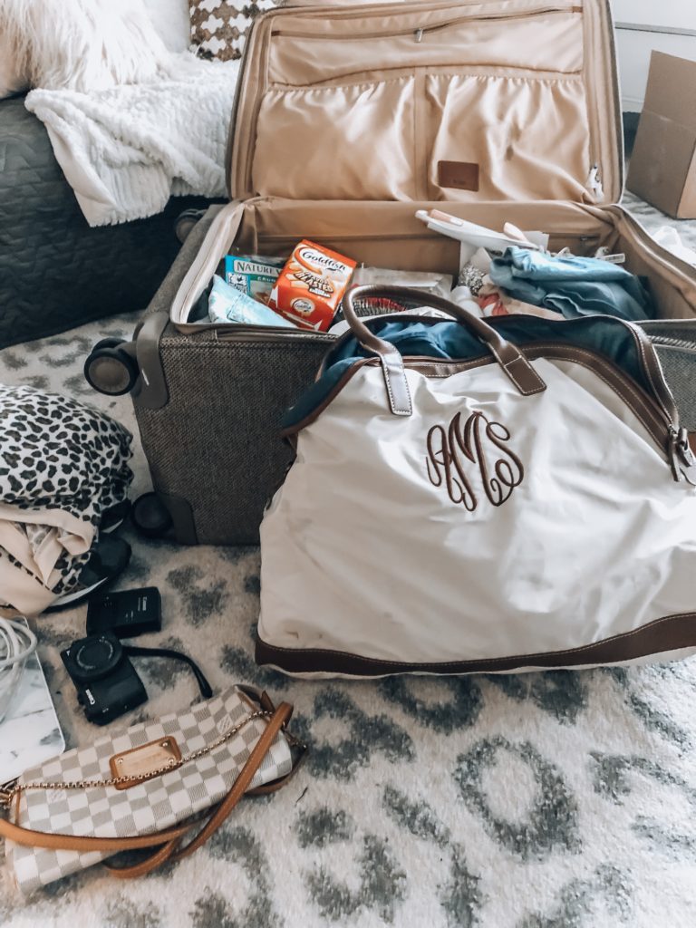 How I Pack When Traveling | Audrey Madison Stowe a fashion and lifestyle blogger