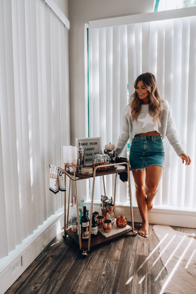 How To Style A Fall Bar Cart | Audrey Madison Stowe a fashion and lifestyle blogger