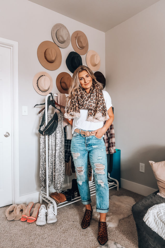 10 Ways To Style A White Tee This Fall | Audrey Madison Stowe a fashion and lifestyle blogger in Texas