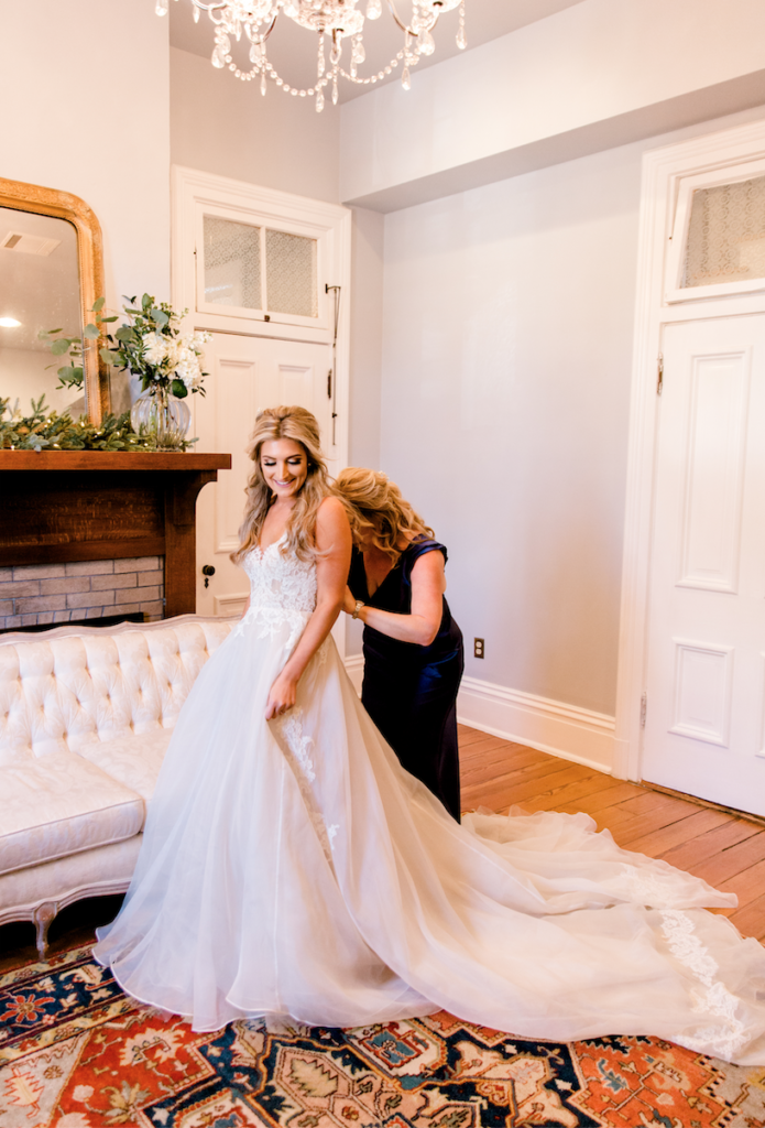 Getting Ready For my Wedding | Texas Winter Wedding | Audrey Madison Stowe a fashion and lifestyle blogger