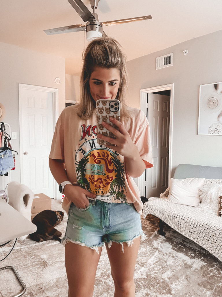 Top 4 Pairs of Denim Shorts I'm Currently Loving | Audrey Madison Stowe a fashion and lifestyle blogger