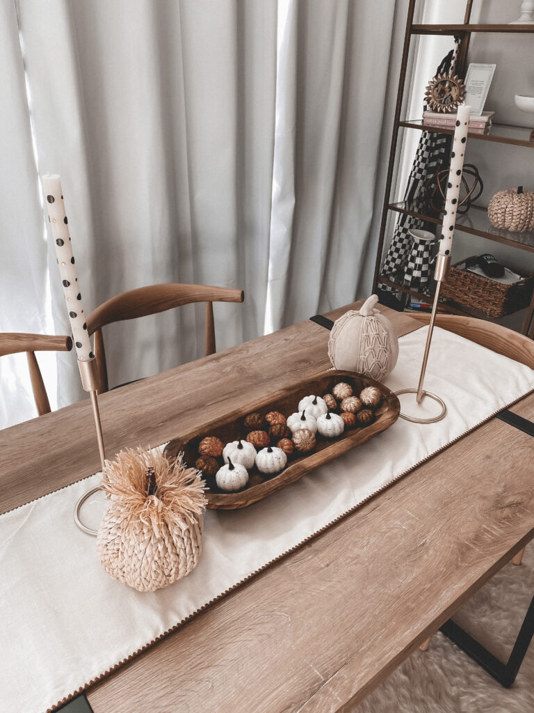 Table decor for Fall | Subtle and Neutral