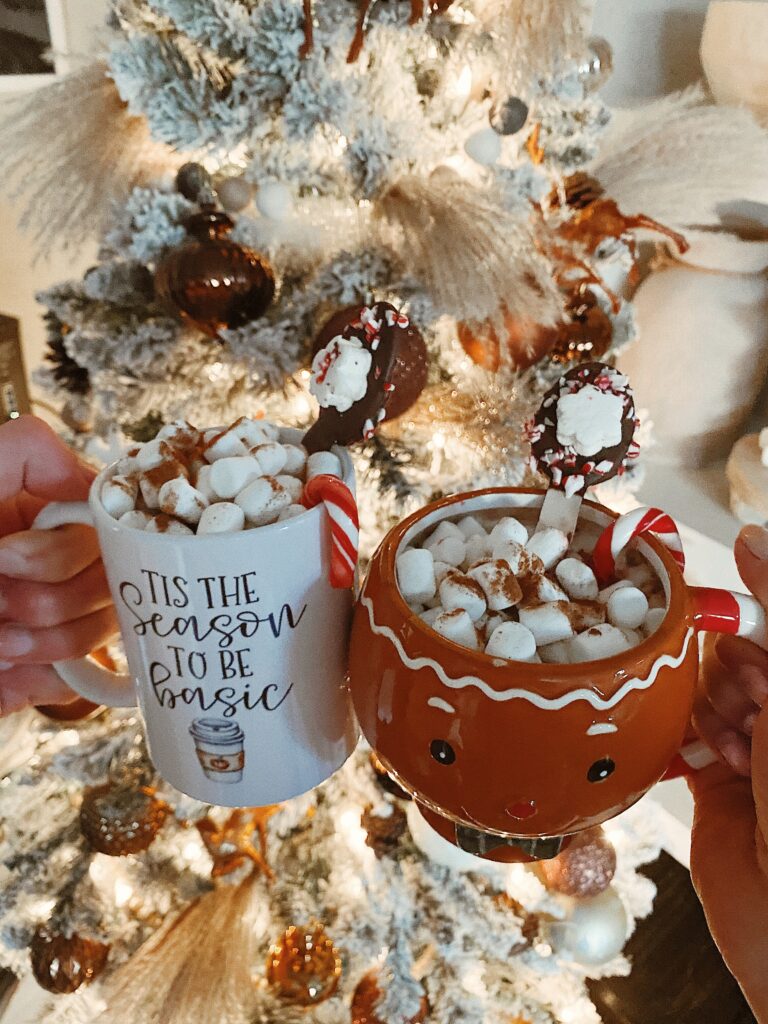 Healthy Hot Chocolate Recipes To Try This Season | Dairy free hot chocolate recipe | Audrey Madison Stowe